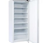 Budget Line vrieskast in een wit gelakte stalen behuizing, Arktic, Budget Line, 220-240V/436W, 775x710x(H)1900mm