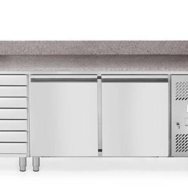 2-Door pizza cooling table with 7 drawers