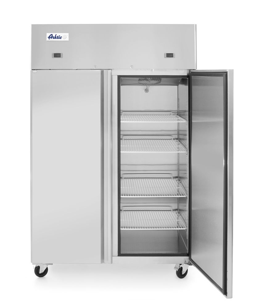 Refrigerator and freezer 420 L