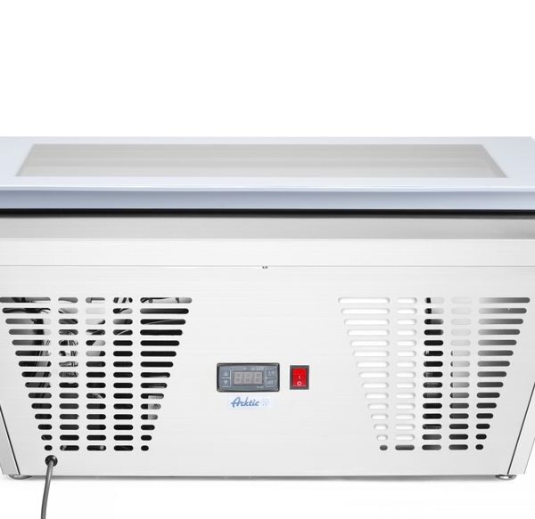 Ice cream display freezer