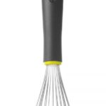 Piano whisk with 12 piano wires