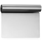 Dough scraper