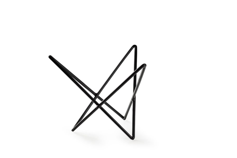 Non-slip display stands