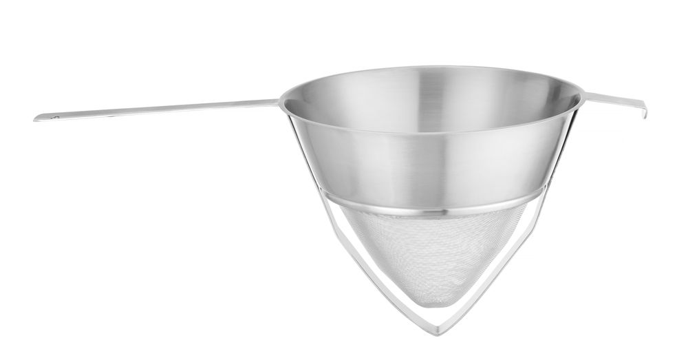Conical strainer with wire mesh