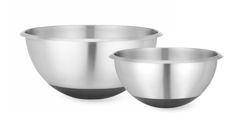 Mixing bowl with rubber base