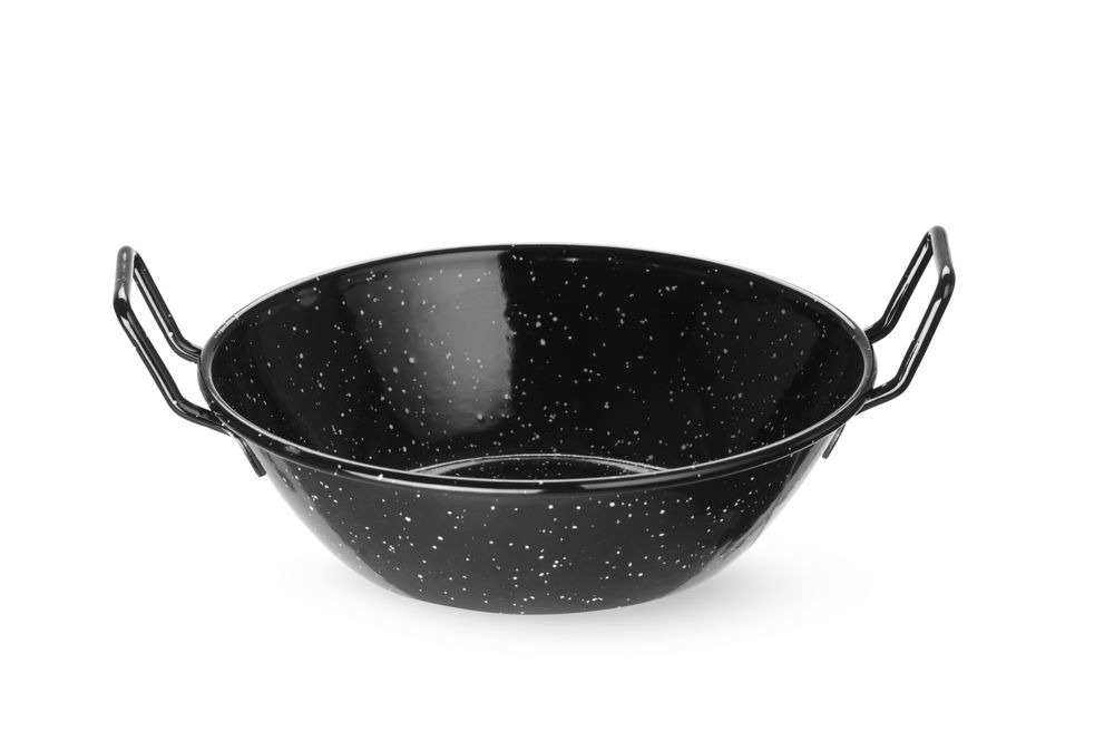 Enamelled paella bowls