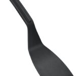 Angled frying spatula