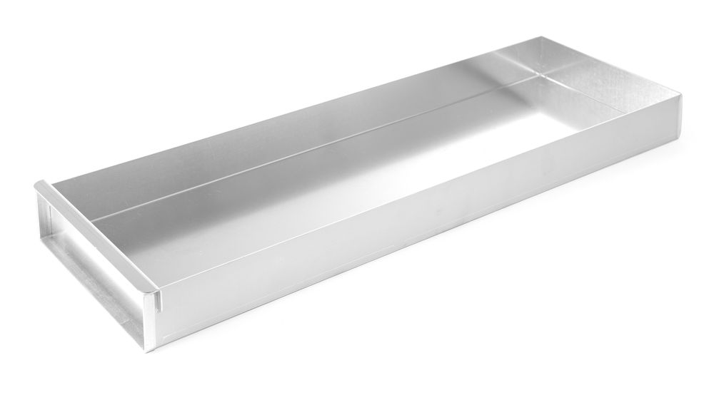 Baking tray with removable side panel