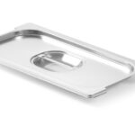 Lid for GN containers with handle recess