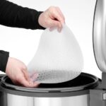 Non-stick mat for rice cookers